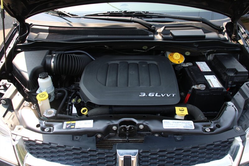 Used 2015 Dodge Grand Caravan SE w/ Quick Order Package 29E SE FWD image 19