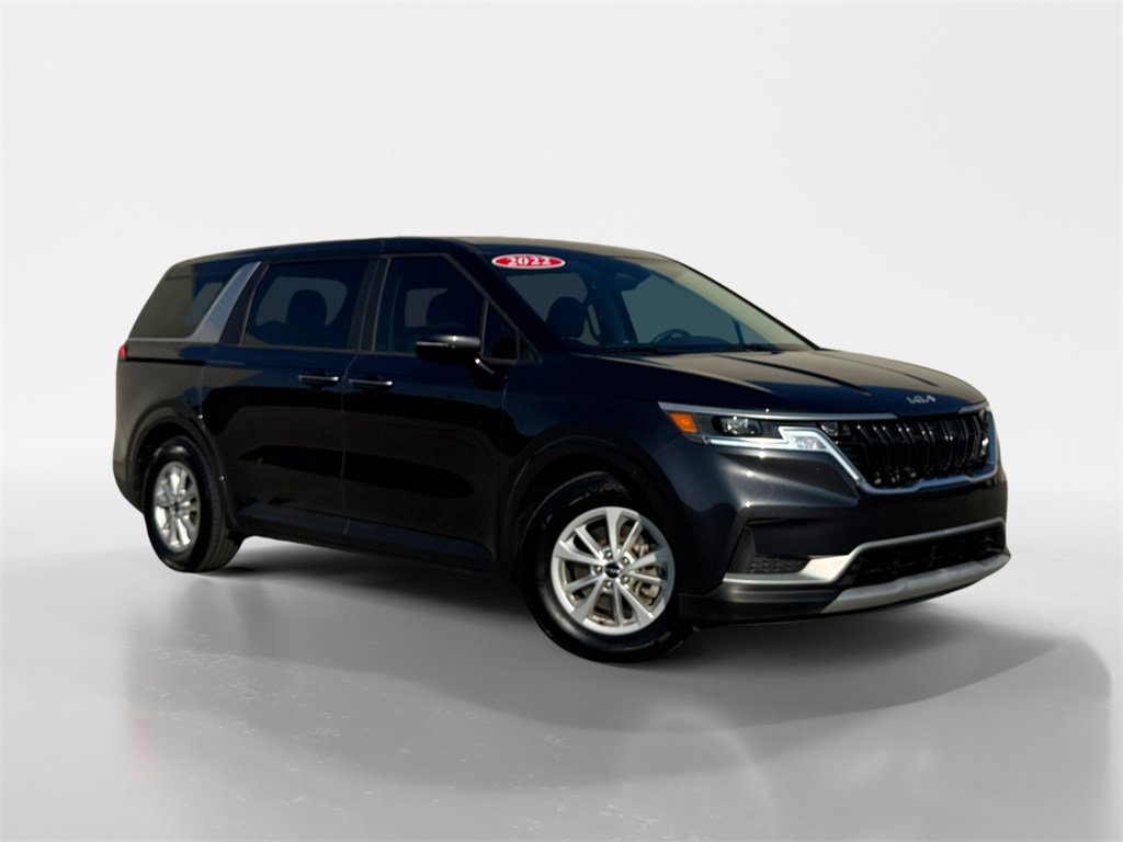 Used 2022 Kia Carnival LX image 1