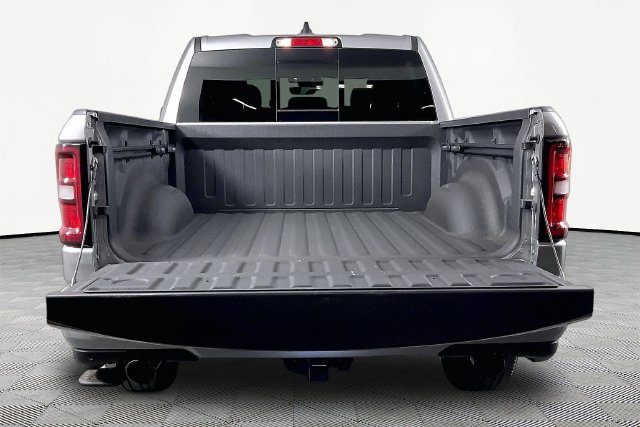 Used 2025 RAM 1500 Big Horn AWD/4WD image 7
