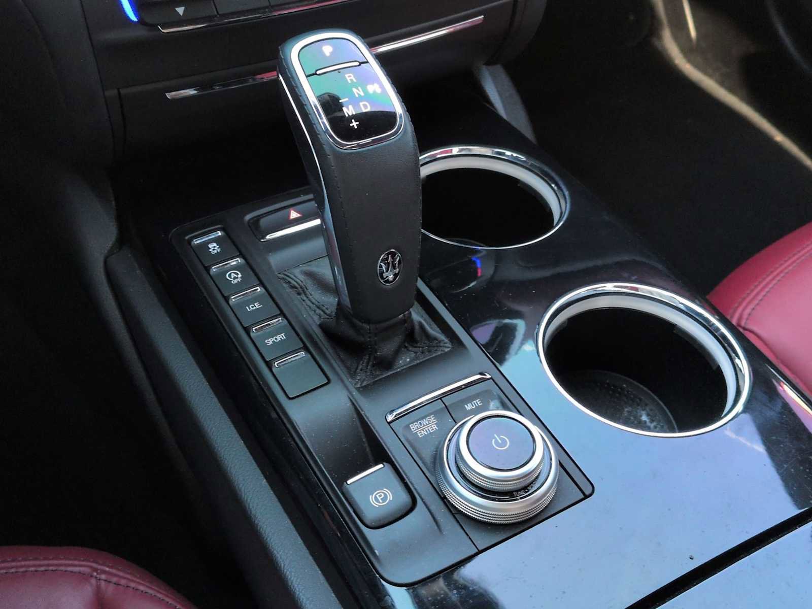 Used 2021 Maserati Ghibli S Q4 AWD/4WD image 35