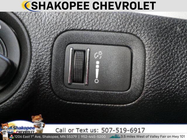 Used 2019 Dodge Journey SE image 18