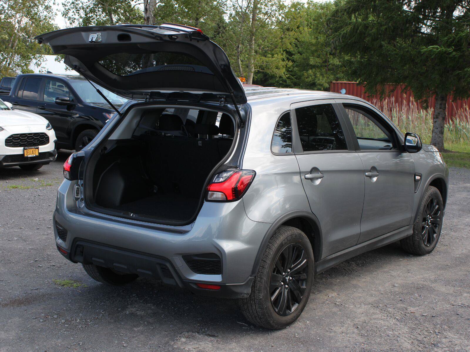 Used 2026 Mitsubishi Outlander Sport LE AWD/4WD image 7