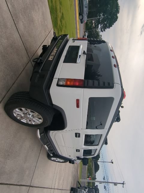 Used 2004 HUMMER H2 w/ Preferred Equipment Group AWD/4WD image 7