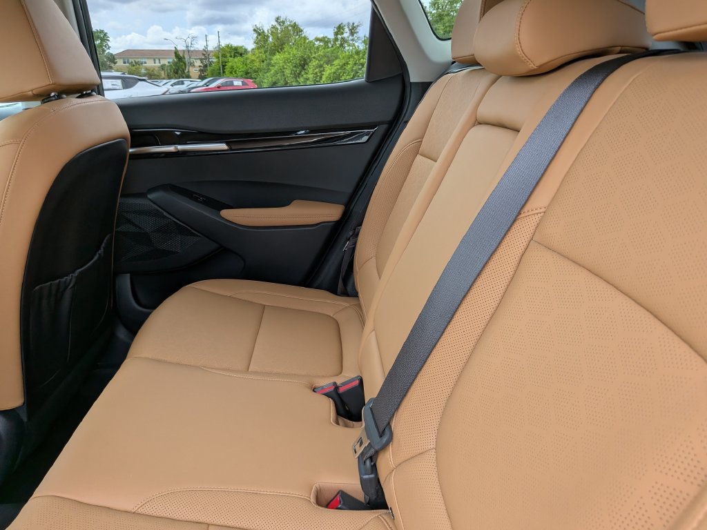 Certified 2024 Kia Seltos SX AWD/4WD image 19
