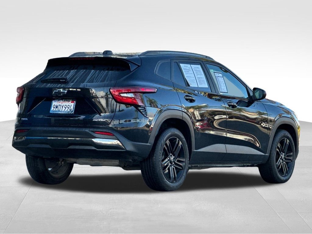 Used 2024 Chevrolet Trax ACTIV image 5