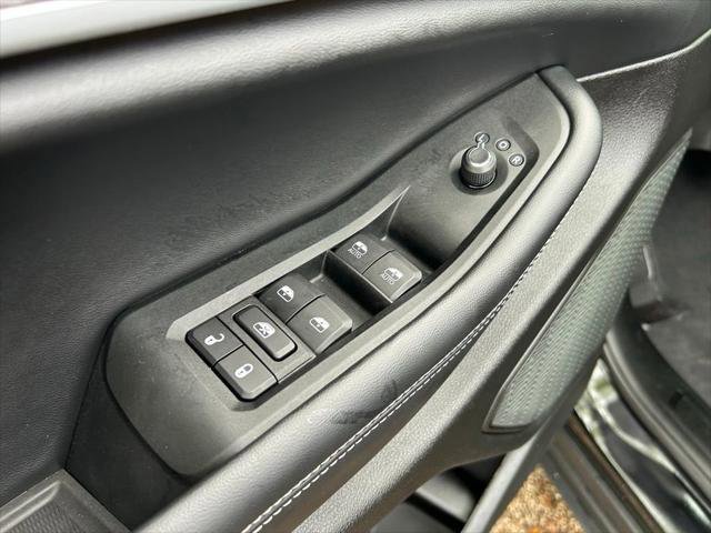 Certified 2025 Jeep Grand Cherokee Limited w/ MOPAR Finishing Package image 46