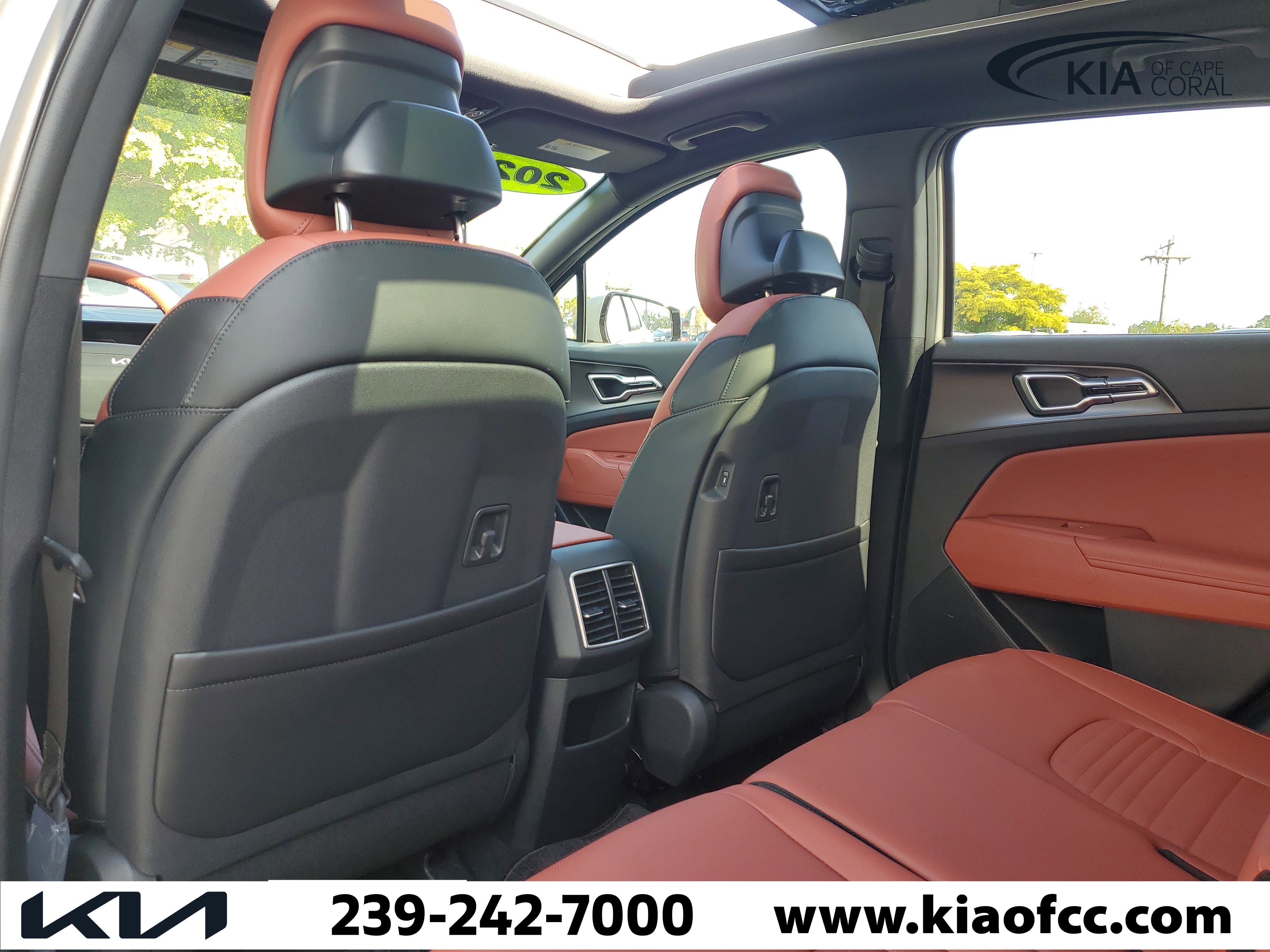 Certified 2026 Kia Sportage SX FWD image 11