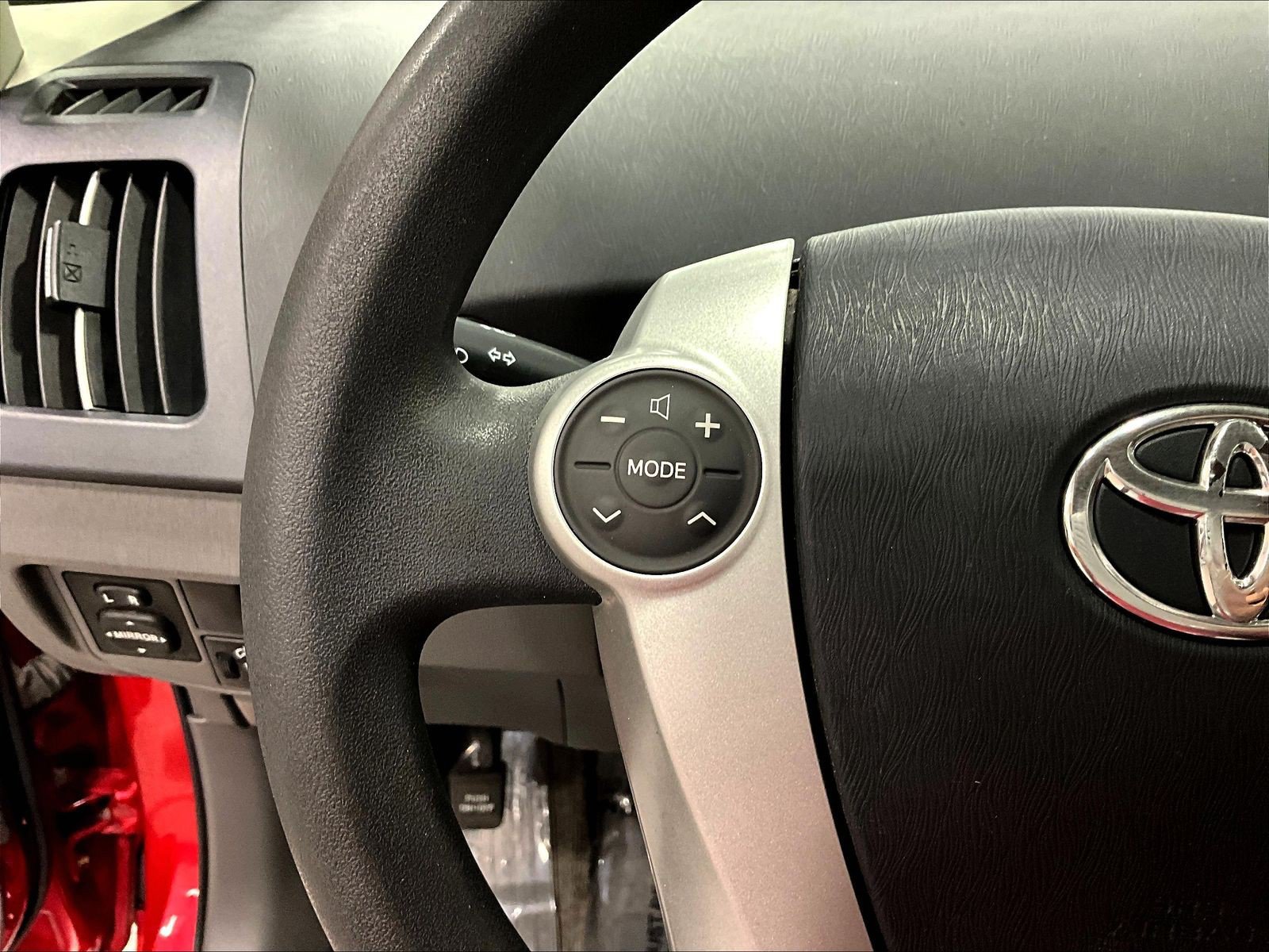 Used 2010 Toyota Prius Two FWD image 11