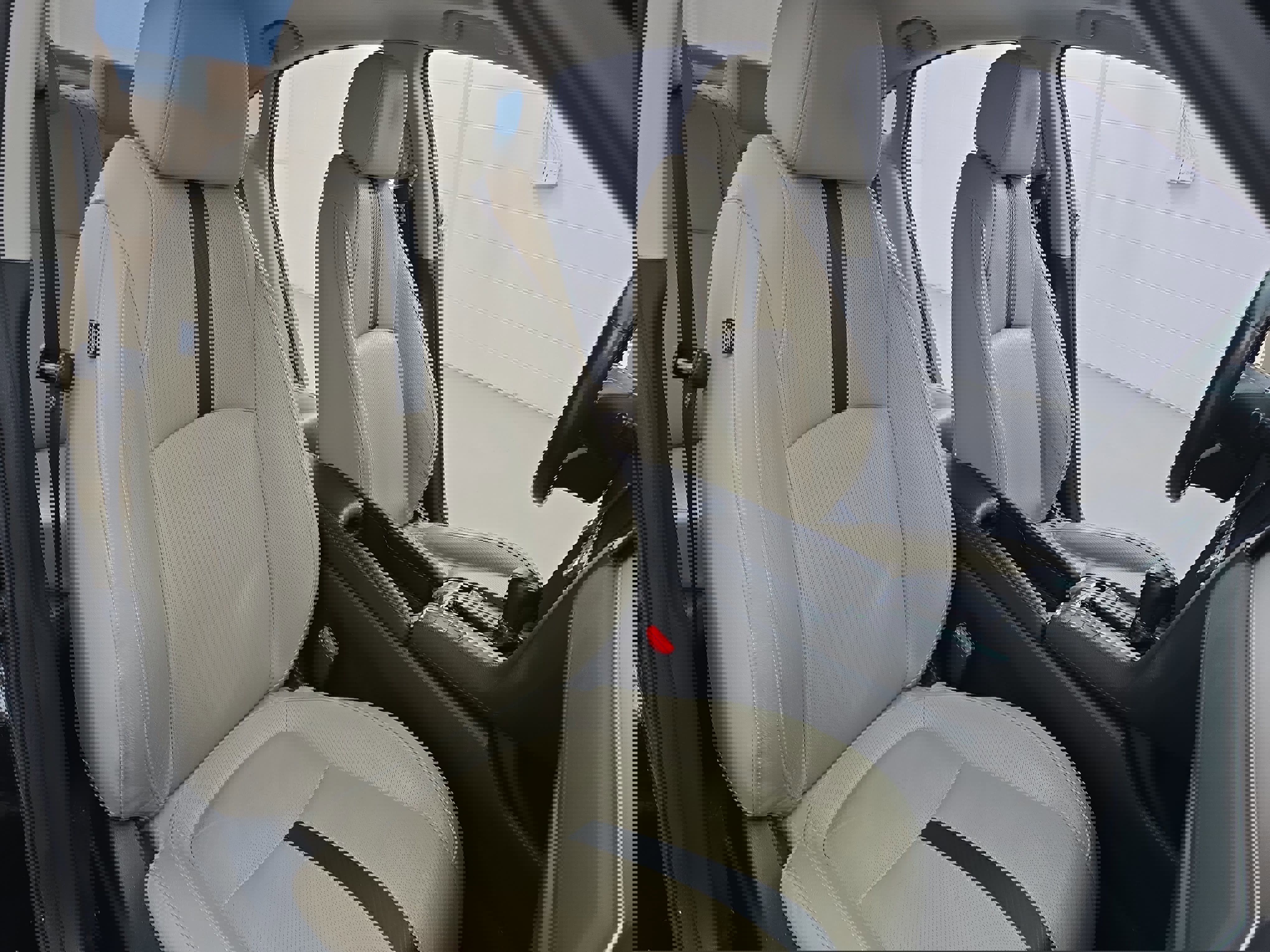 Used 2017 Honda Civic Touring image 10