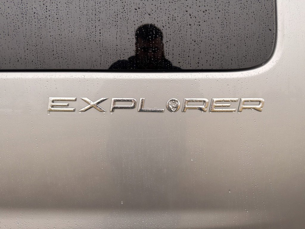 Used 2021 Chevrolet Express 2500 LS w/ Enhanced Convenience Package image 28