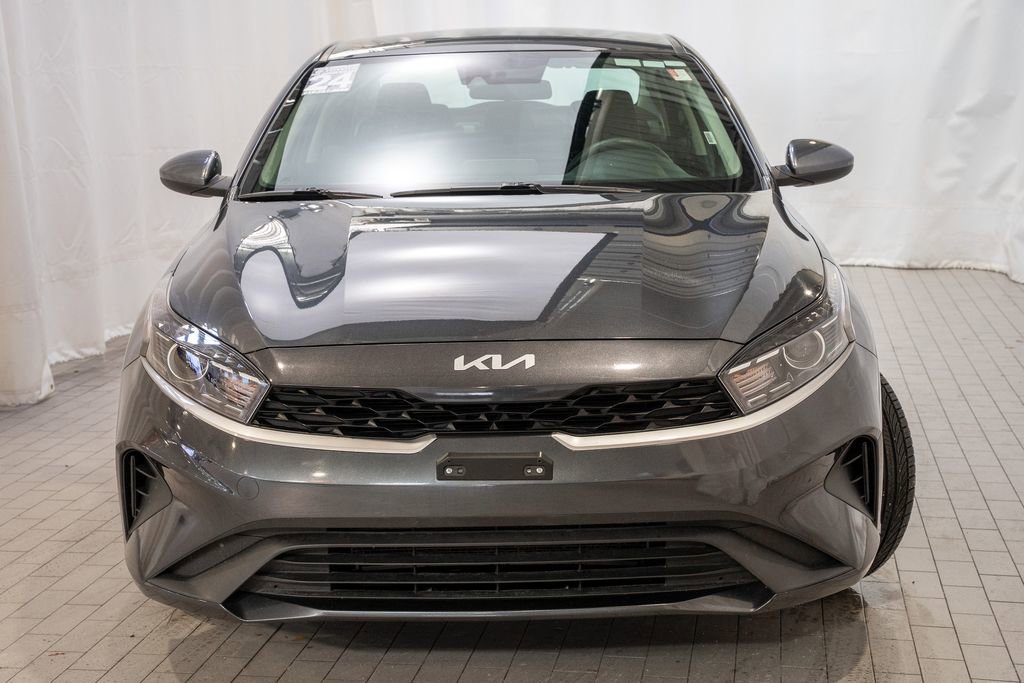 Used 2024 Kia Forte LXS image 2