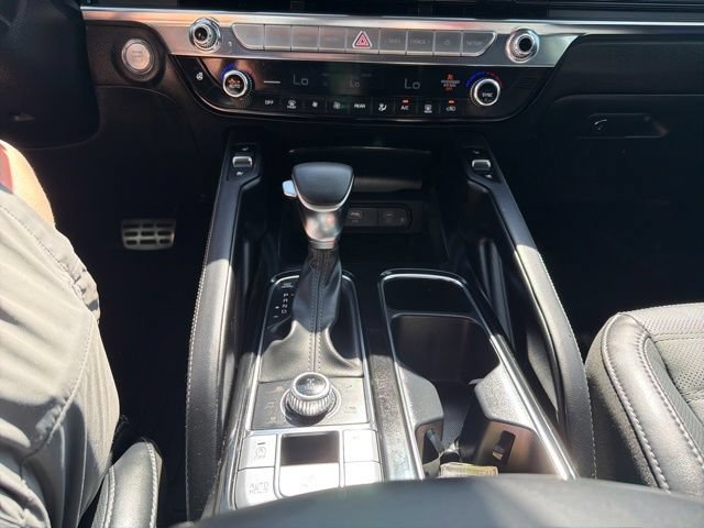 Used 2024 Kia Telluride SX Prestige w/ Towing Package AWD/4WD image 19