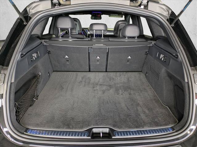 Used 2023 Mercedes-Benz GLC 300 image 7