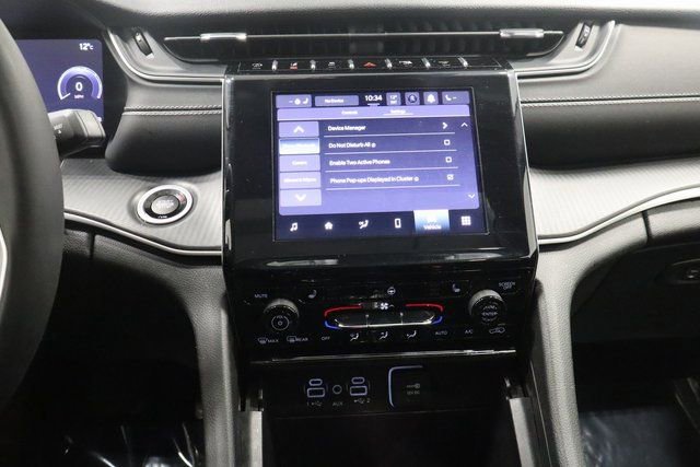 Used 2023 Jeep Grand Cherokee Laredo image 19