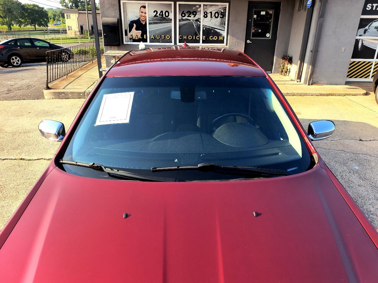 Used 2019 Chrysler 300 Touring w/ Chrome Appearance Package image 4