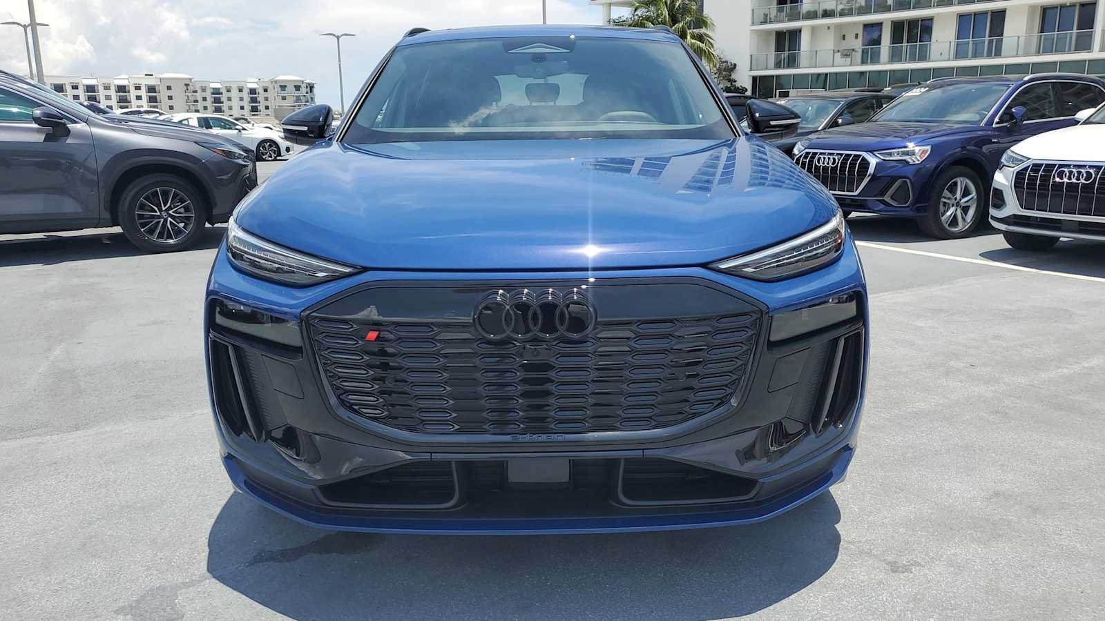 New 2027 Audi SQ6 e-tron Premium Plus AWD/4WD image 9