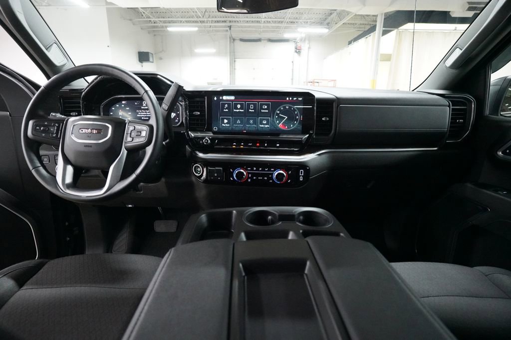 Used 2026 GMC Sierra 1500 Elevation image 5