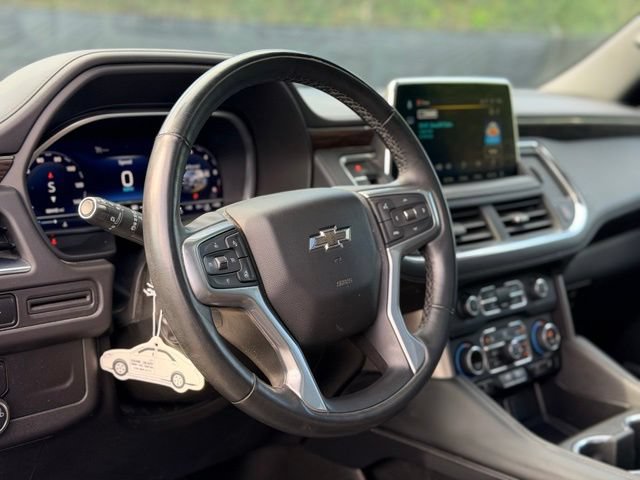 Used 2023 Chevrolet Suburban Z71 w/ Luxury Package AWD/4WD image 10