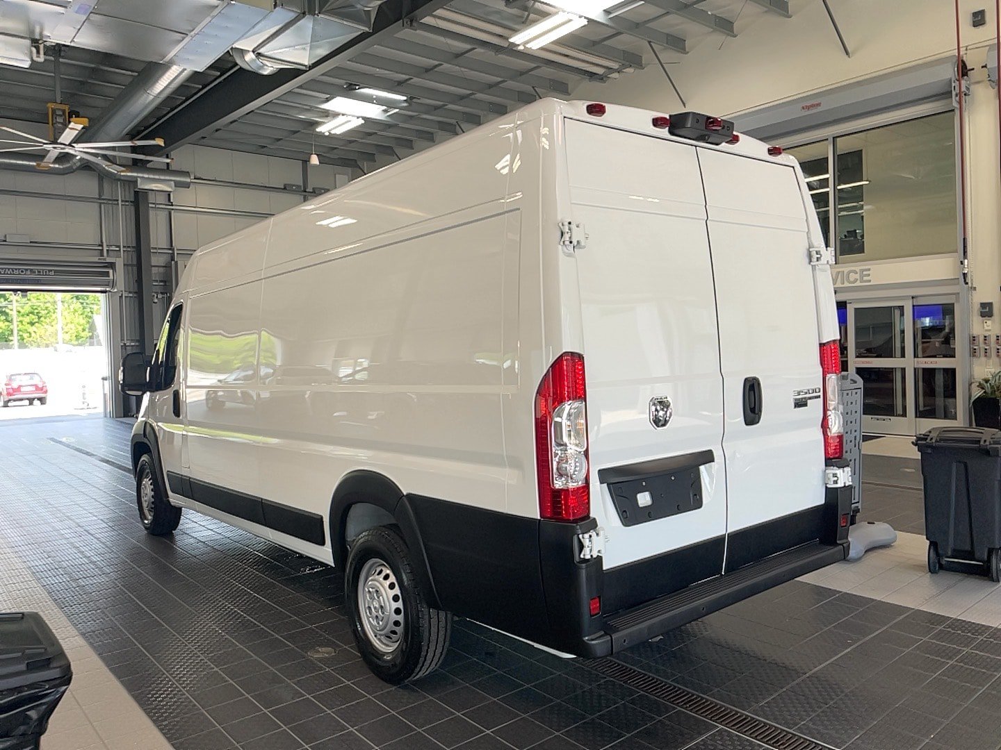Used 2025 RAM ProMaster 3500 w/ Safety Group FWD image 22
