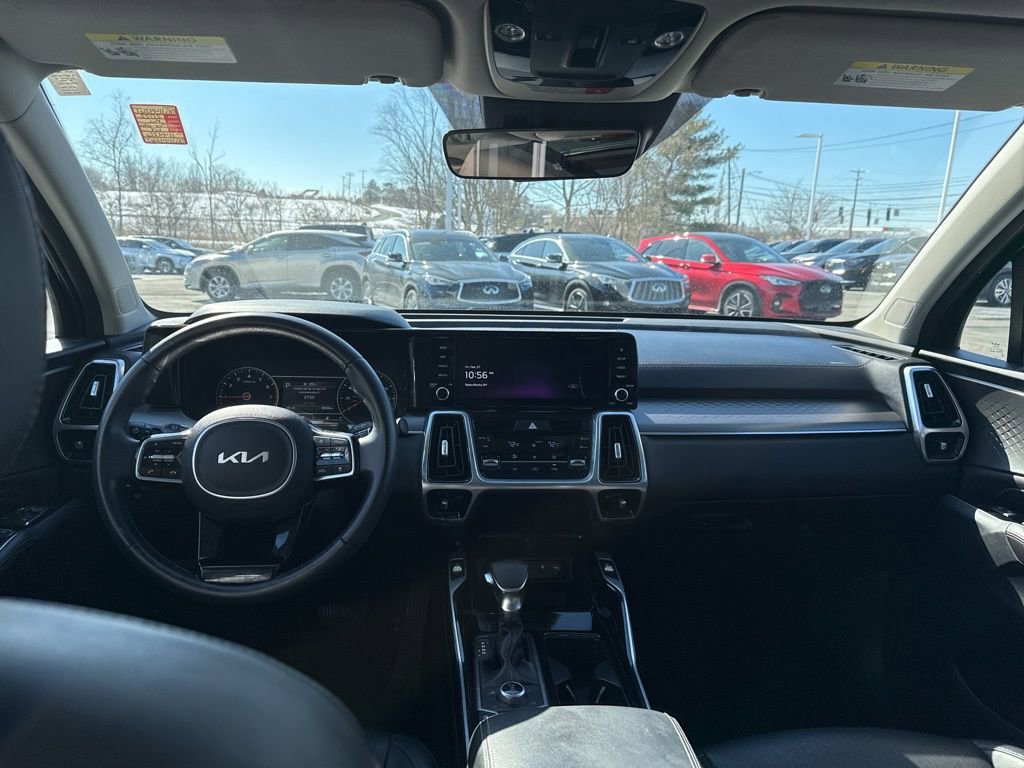 Used 2022 Kia Sorento SX image 18
