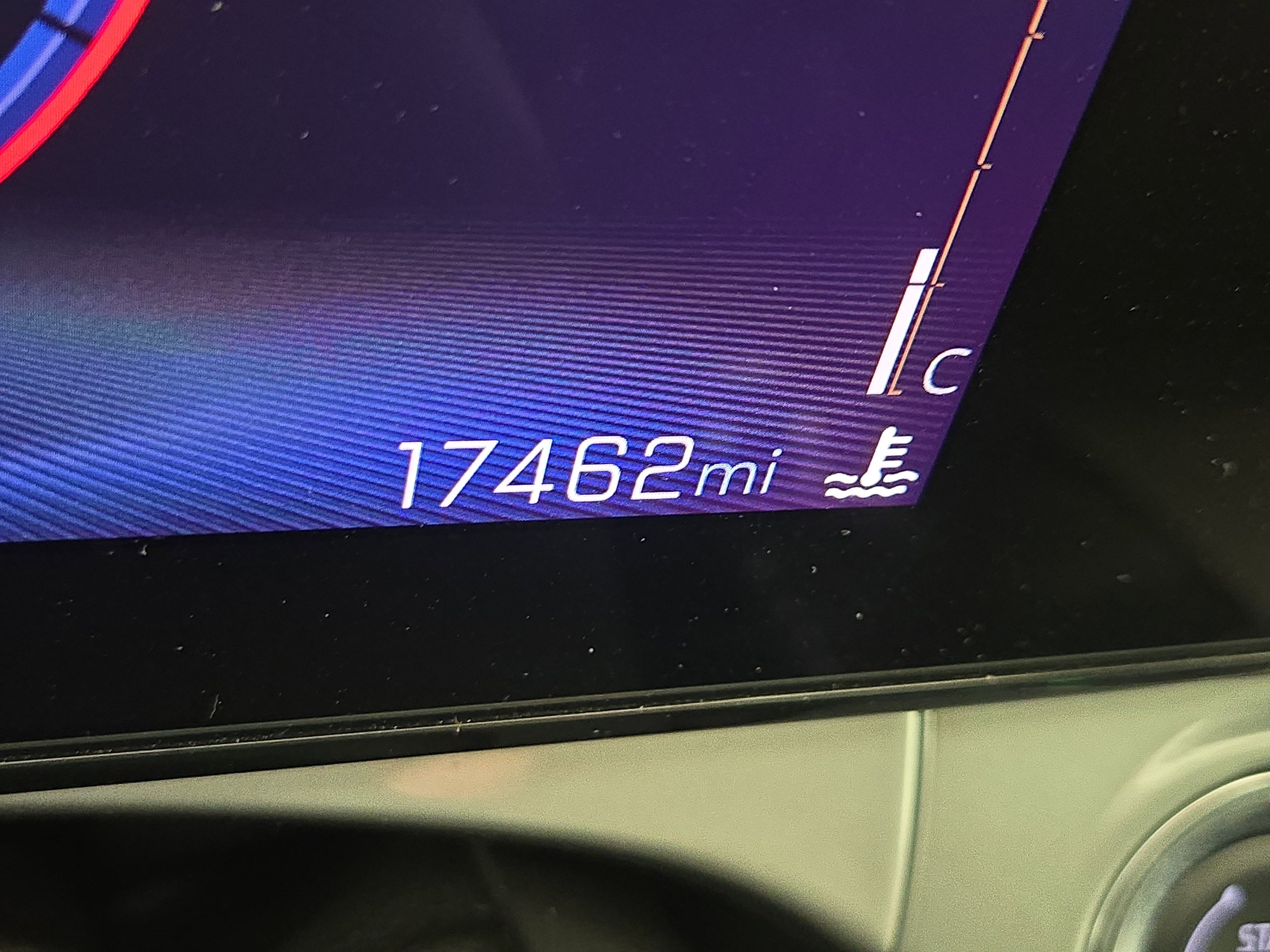 Used 2025 Chevrolet Trax LT w/ LT Convenience Package image 19