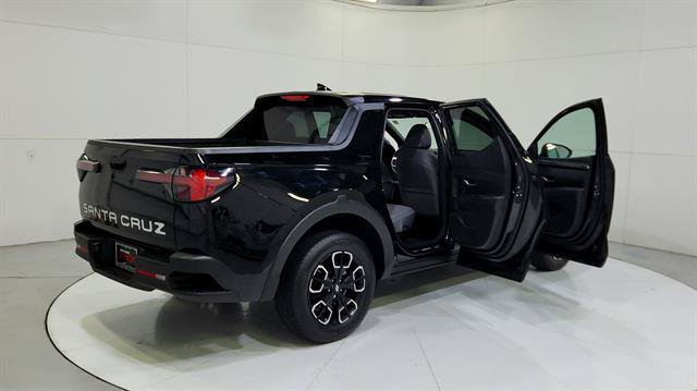 Used 2024 Hyundai Santa Cruz SEL FWD image 32
