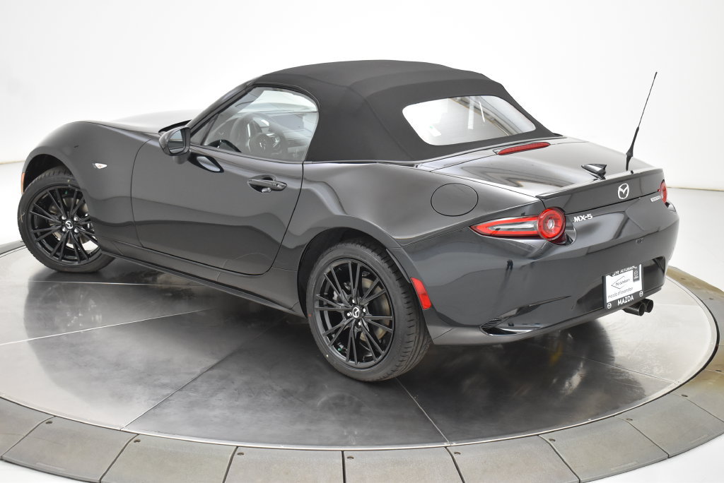 New 2026 MAZDA MX-5 Miata Club w/ Weather Package RWD image 8