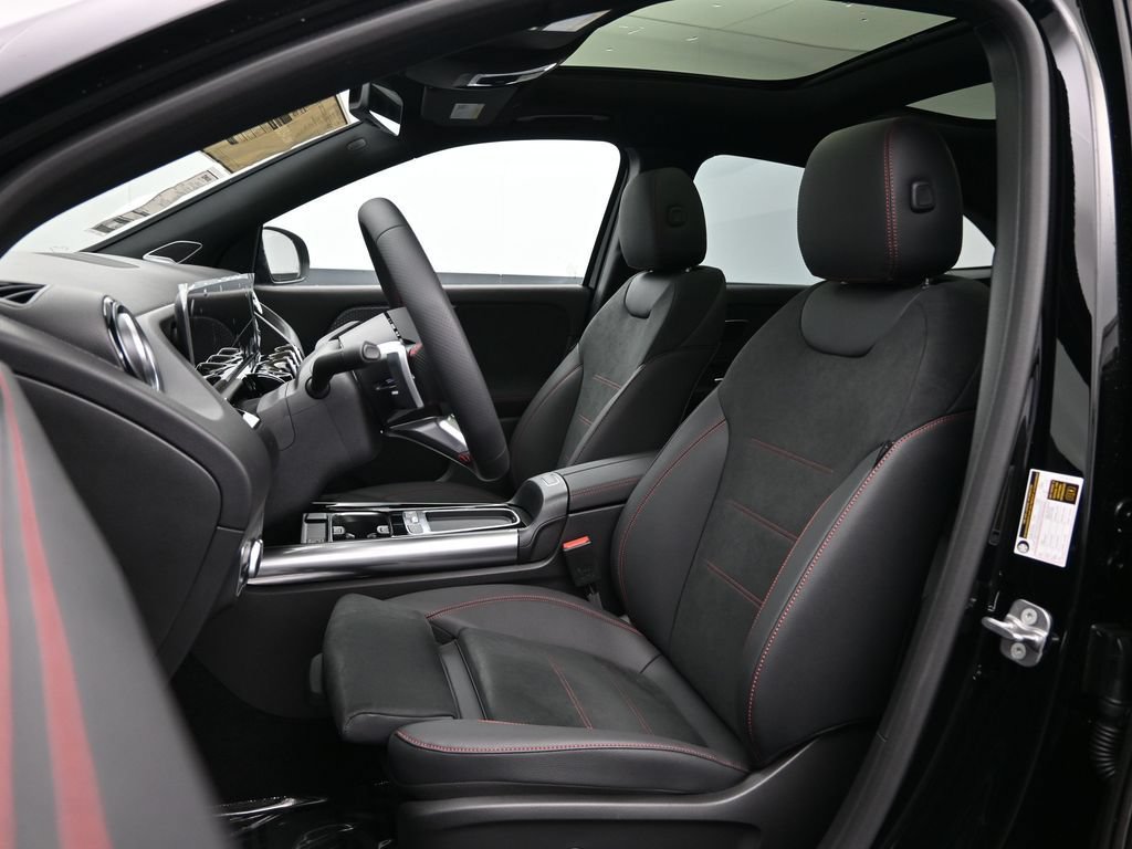 New 2025 Mercedes-Benz GLA 250 4MATIC image 22