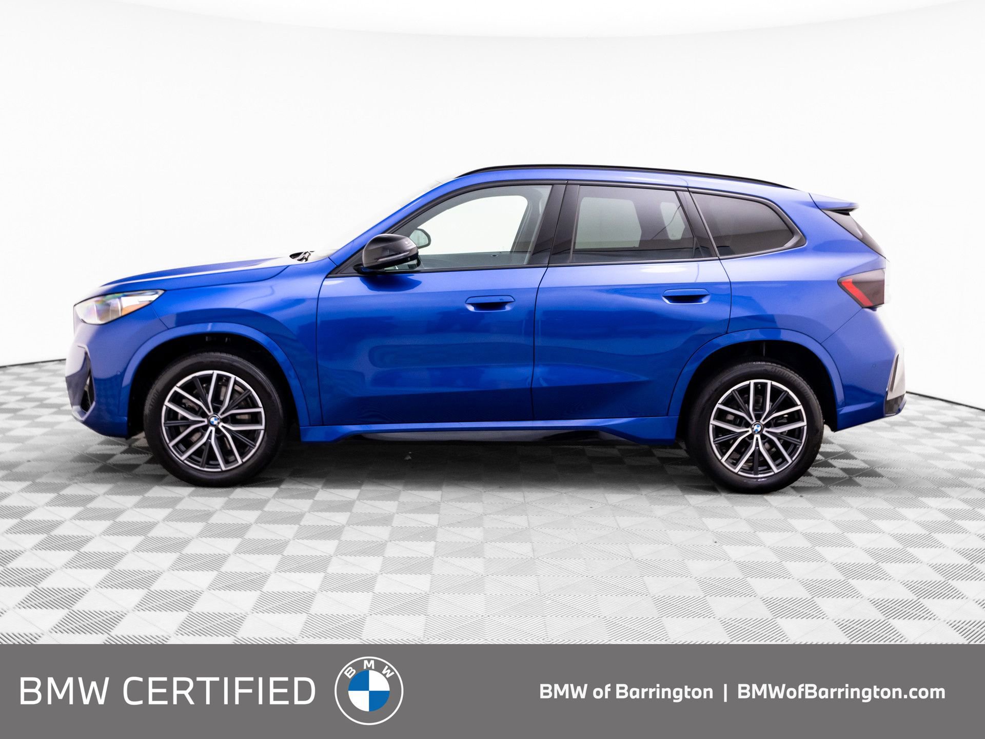 Certified 2023 BMW X1 xDrive28i w/ Premium Package image 2