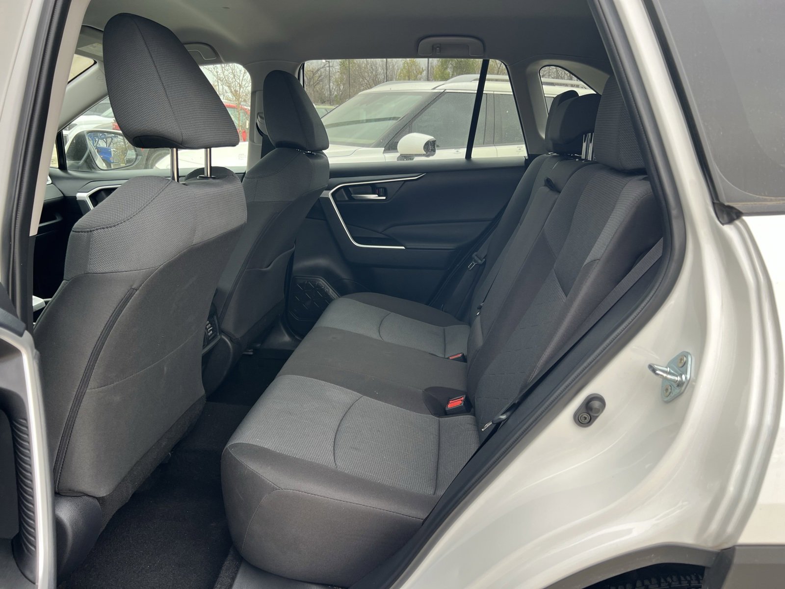 Used 2025 Toyota RAV4 XLE image 17