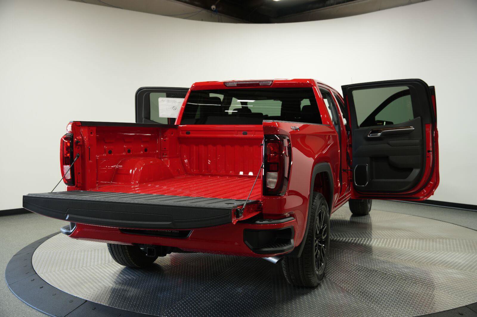 New 2026 GMC Sierra 1500 Elevation AWD/4WD image 14