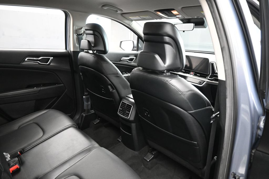 Used 2023 Kia Sportage EX FWD image 44