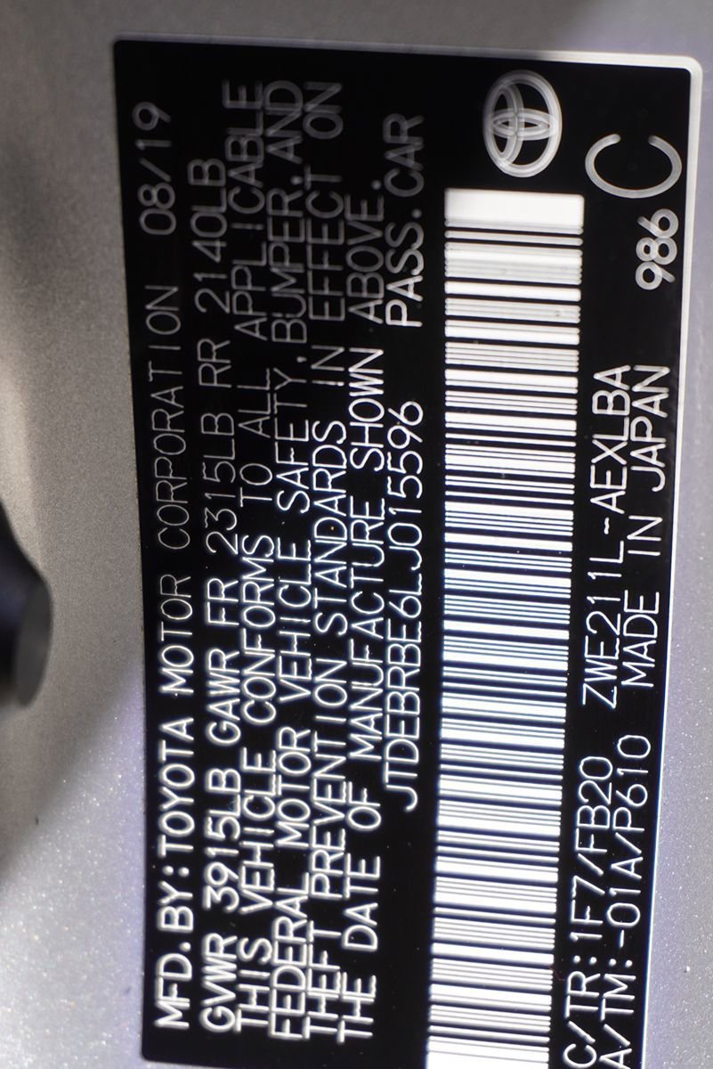 Used 2020 Toyota Corolla LE w/ Carpet Mat Package (TMS) FWD image 30