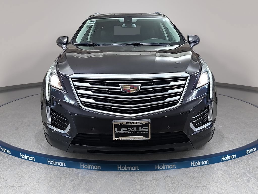 Used 2017 Cadillac XT5 Luxury w/ Driver Awareness Package AWD/4WD image 3
