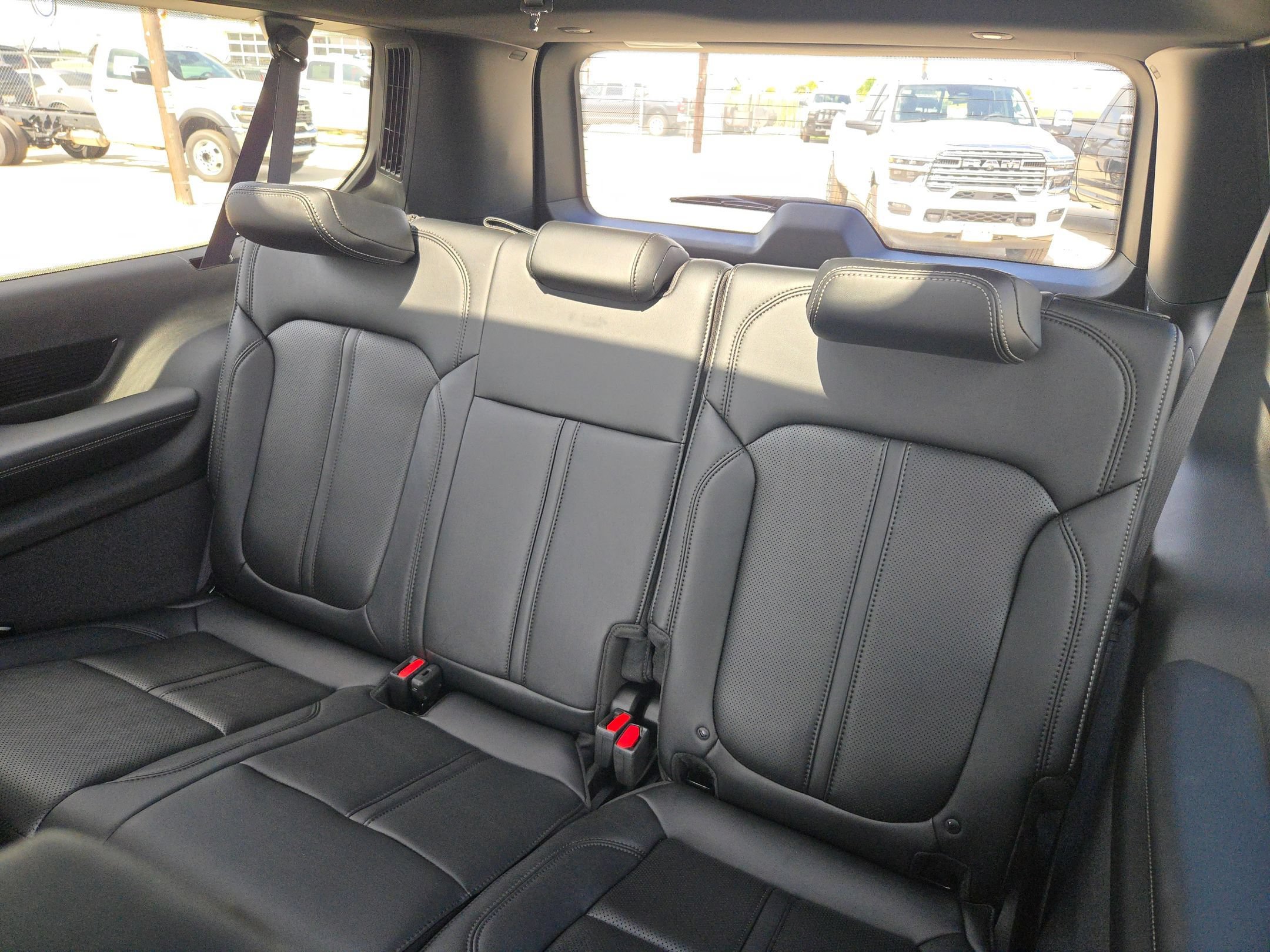 New 2026 Jeep Grand Wagoneer L Summit w/ Rear Seat Video Group I AWD/4WD image 18