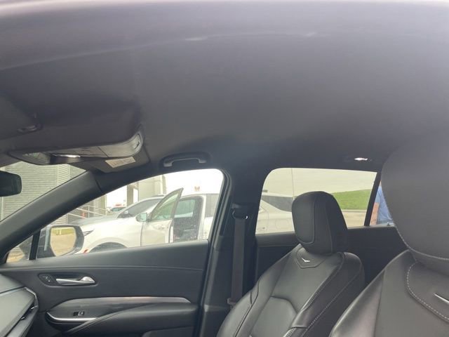 Used 2025 Cadillac XT4 Premium Luxury image 21
