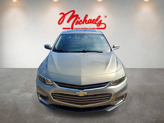 Used 2018 Chevrolet Malibu LT w/ True North Edition FWD image 3