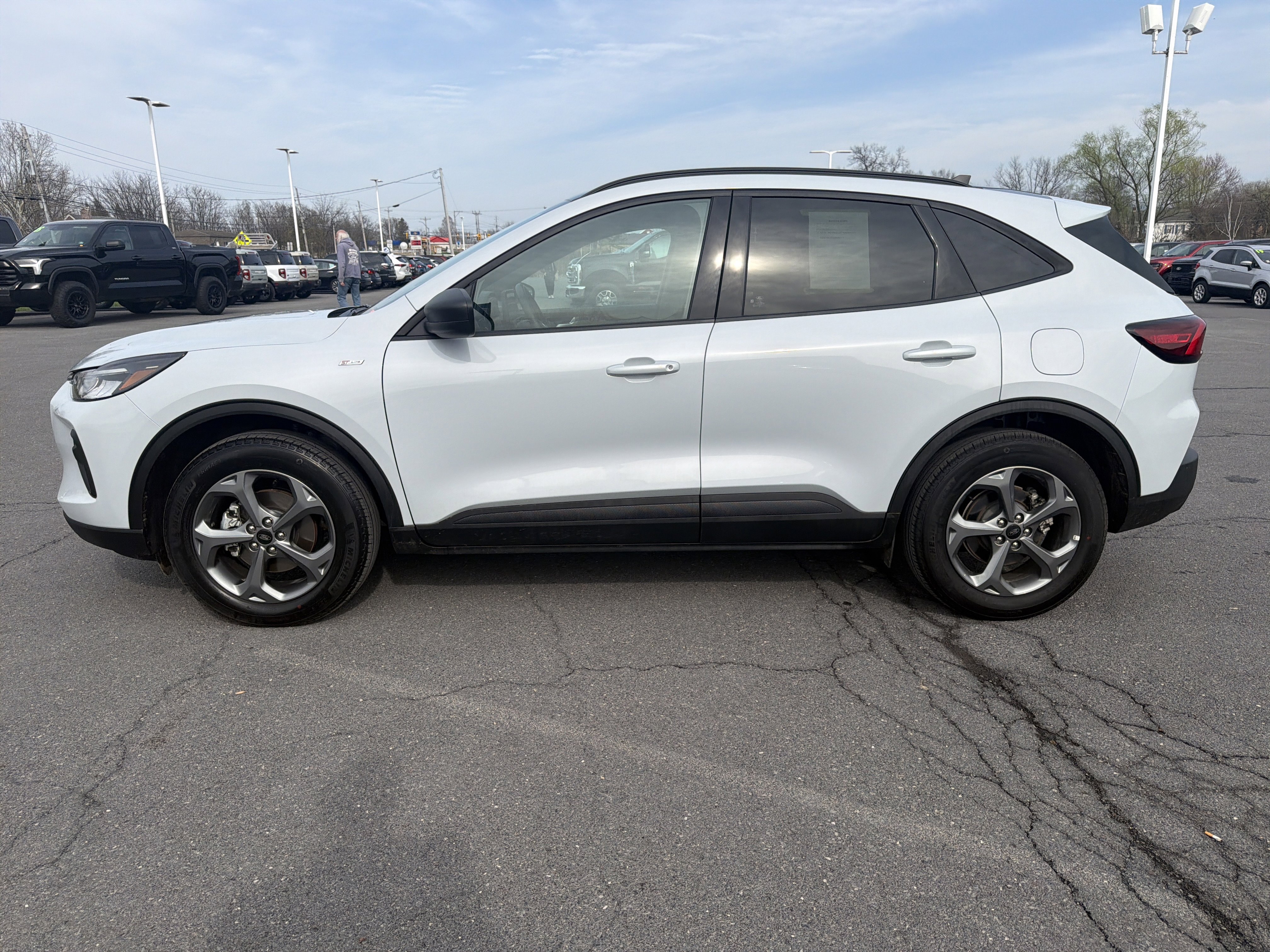 Used 2025 Ford Escape ST-Line w/ Tech Pack #1 image 7