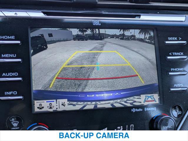 Used 2018 Toyota Camry XLE FWD image 18