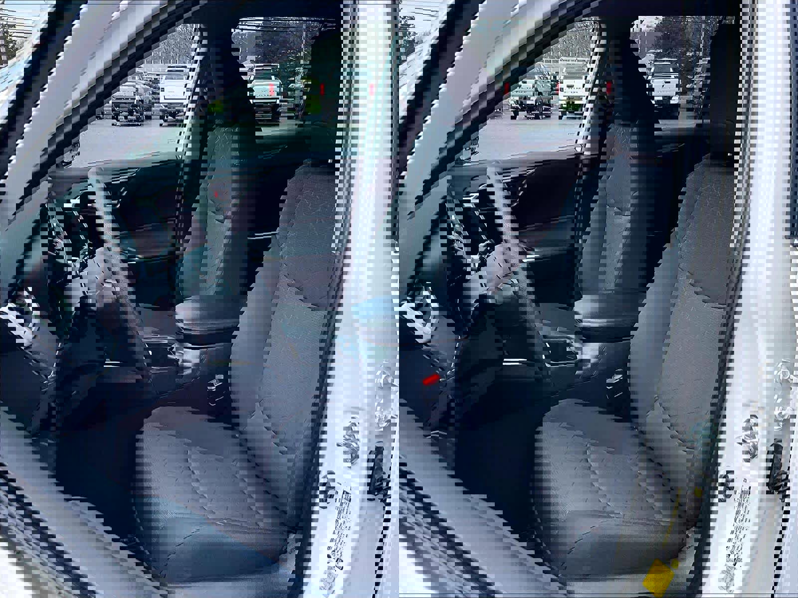 Used 2025 Toyota RAV4 XLE image 10