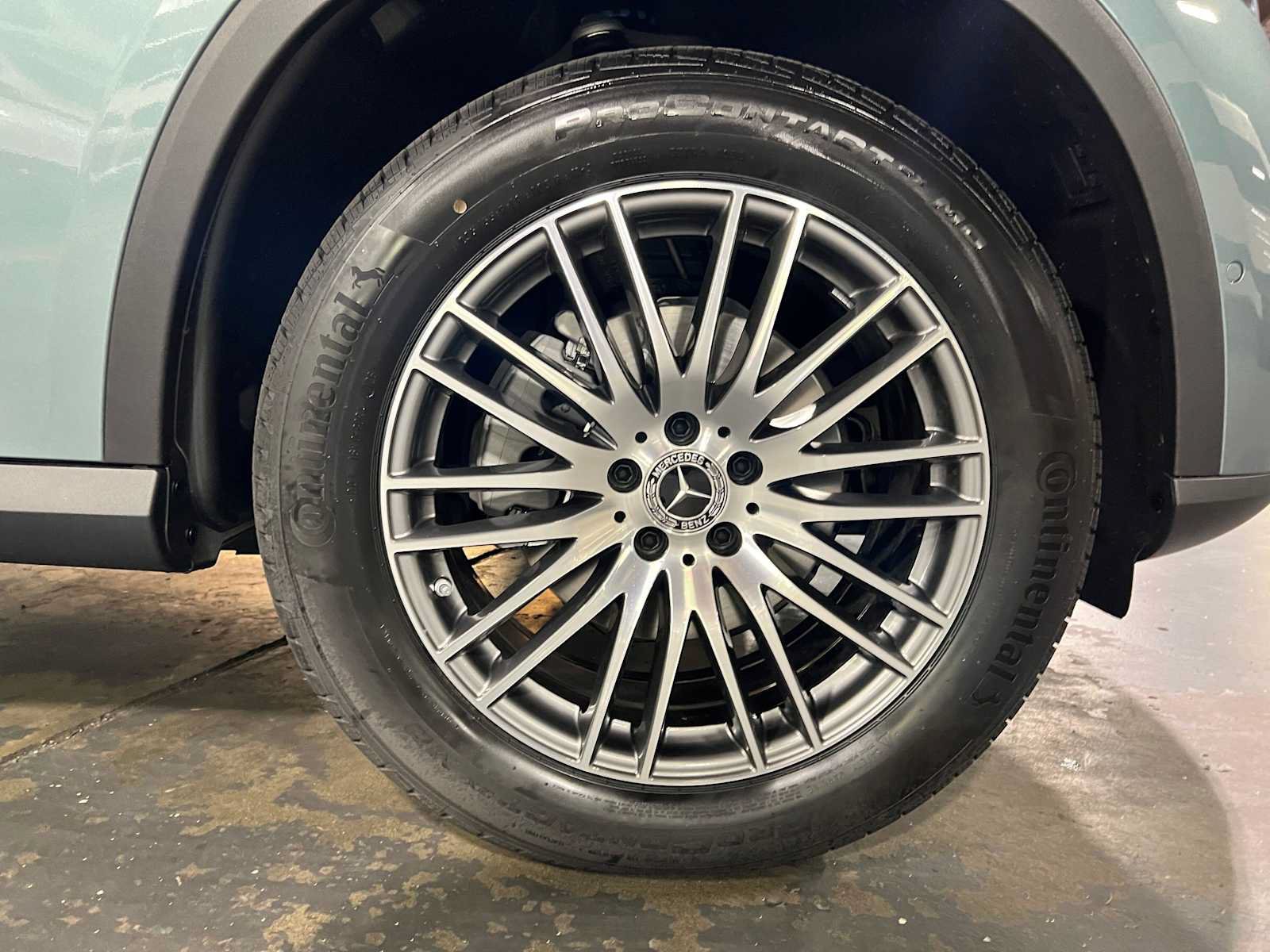 New 2027 Mercedes-Benz GLC 300 4MATIC image 9