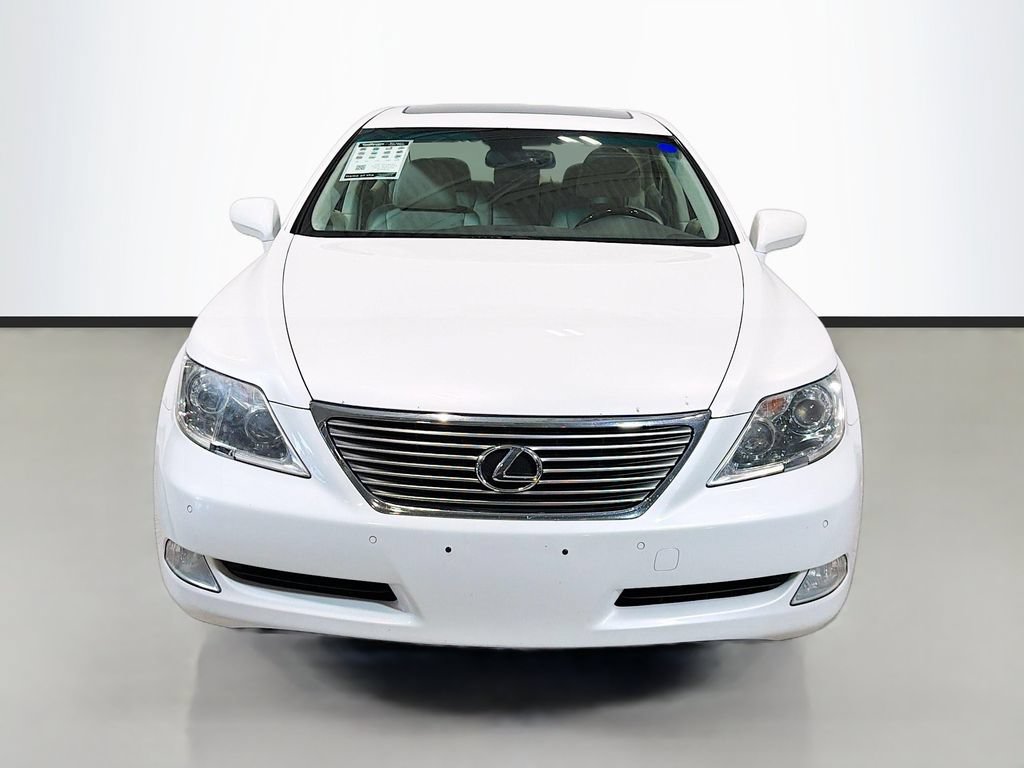 Used 2008 Lexus LS 460 RWD image 2