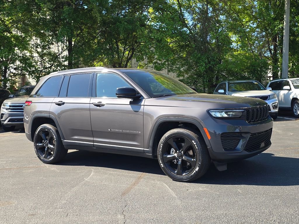 Used 2023 Jeep Grand Cherokee Altitude RWD video 1