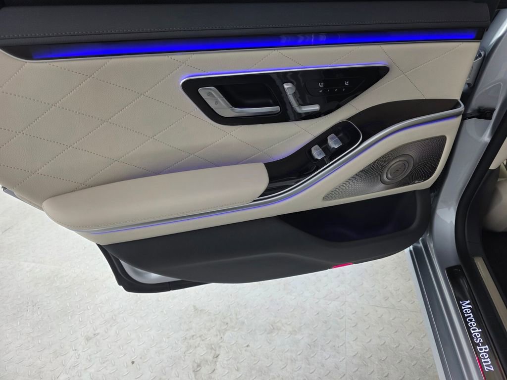 Certified 2023 Mercedes-Benz S 580 4MATIC Sedan image 17