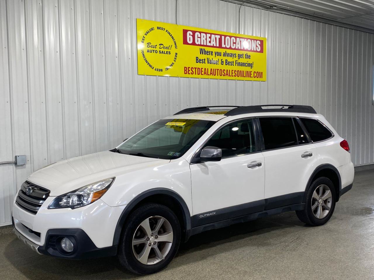 Used 2013 Subaru Outback 2.5i Limited AWD/4WD image 1