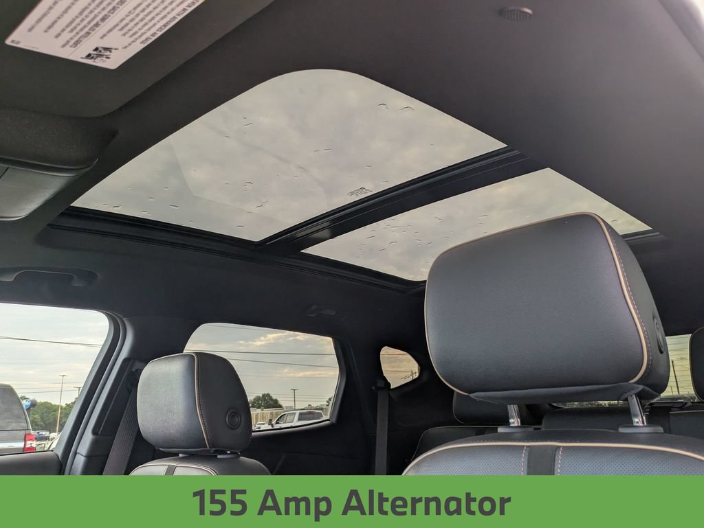 Used 2023 Chevrolet Blazer Premier w/ Driver Confidence II Package FWD image 18