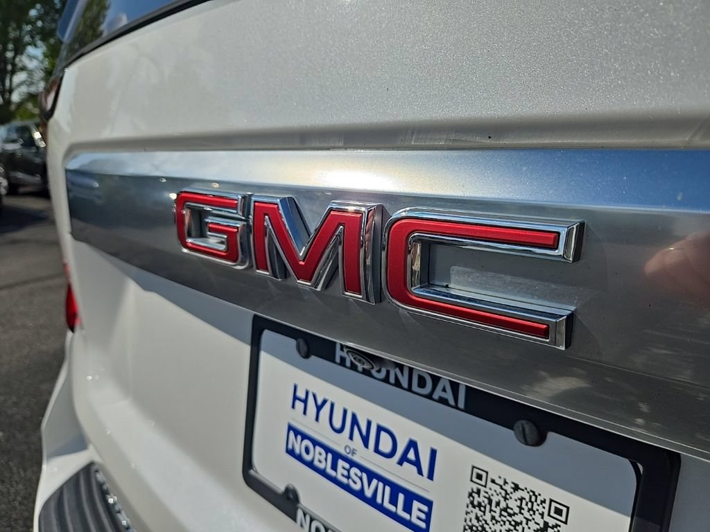 Used 2023 GMC Yukon XL Denali AWD/4WD image 13
