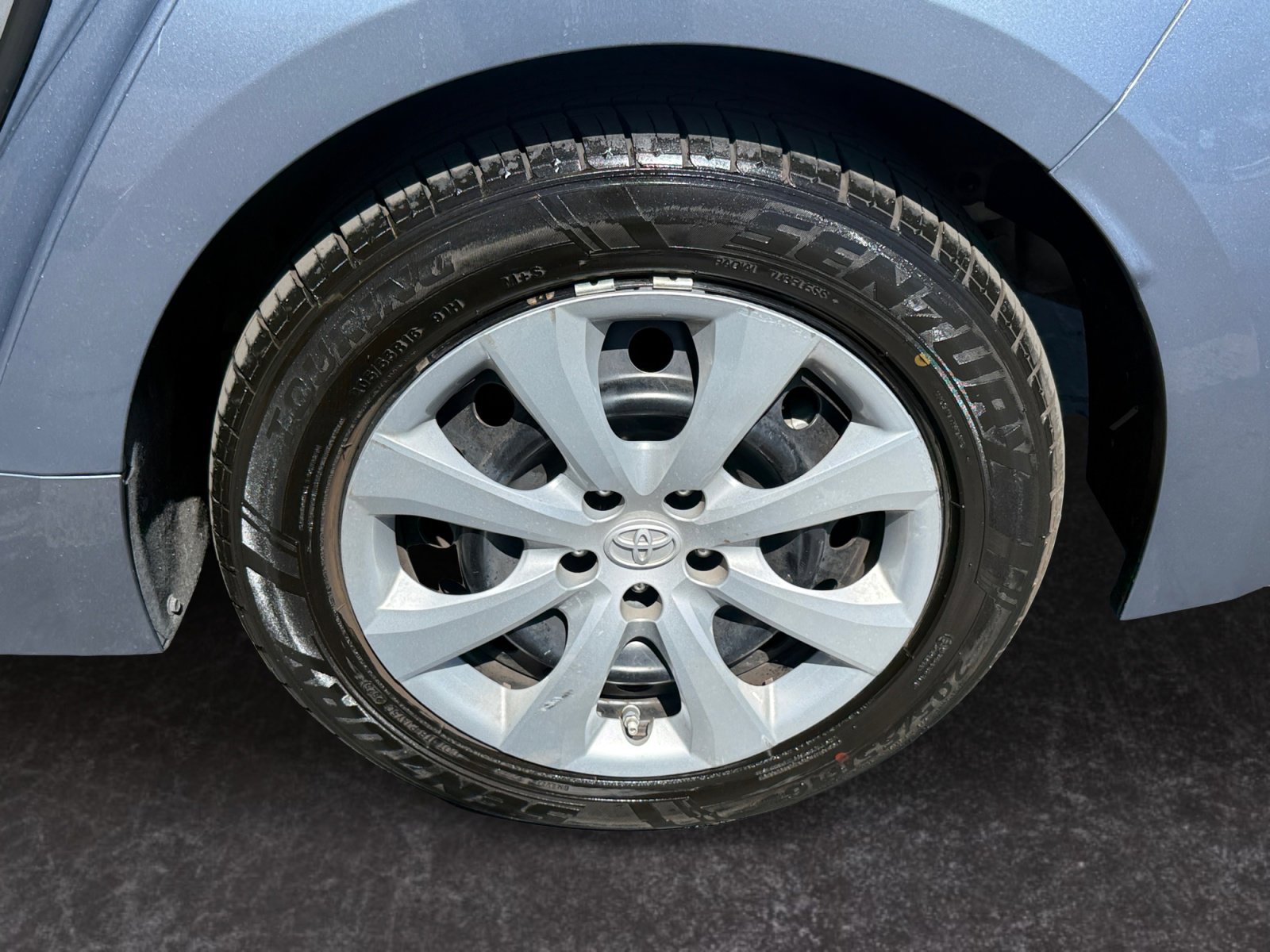 Used 2022 Toyota Corolla LE image 14