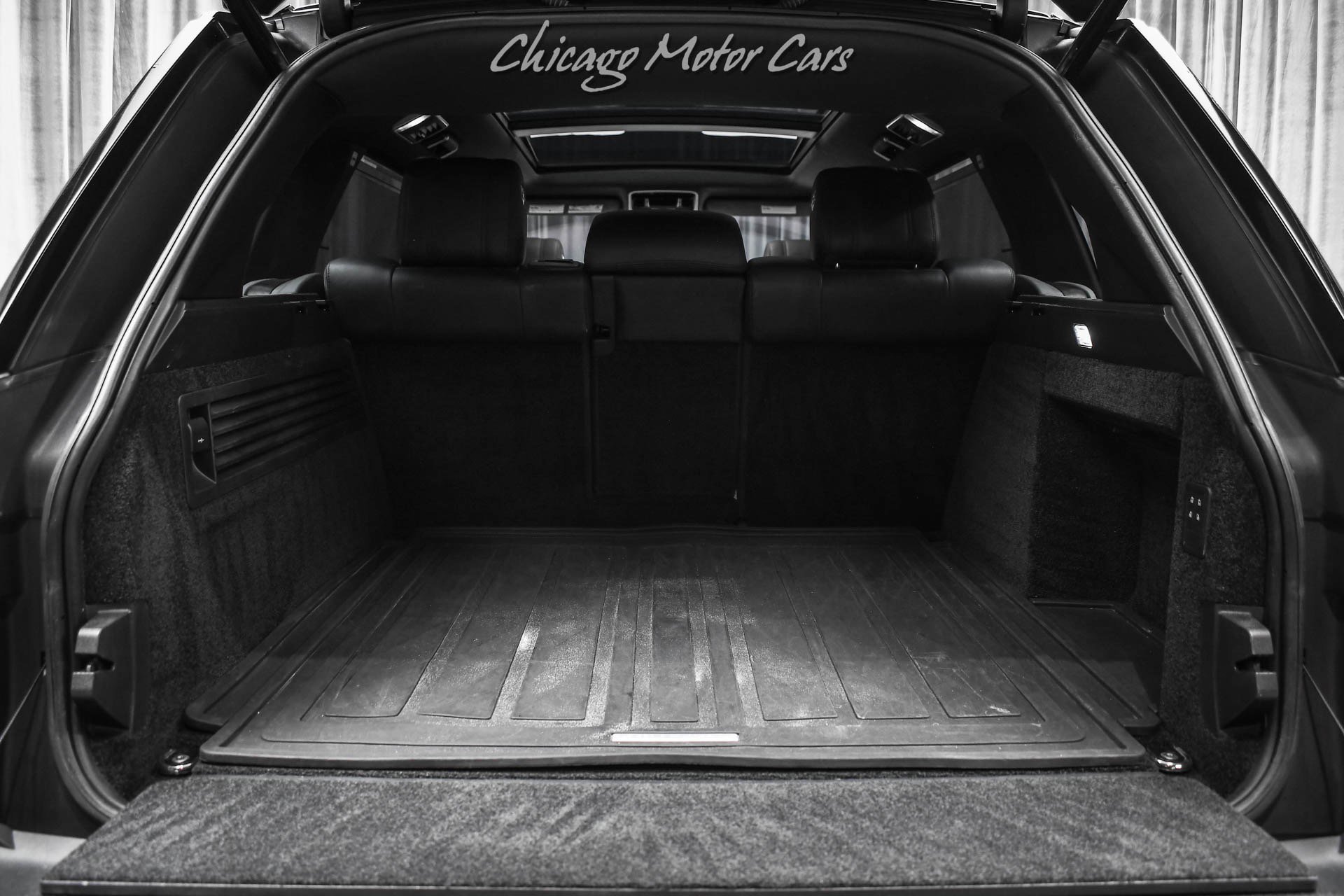 Used 2016 Land Rover Range Rover Long Wheelbase Supercharged image 60