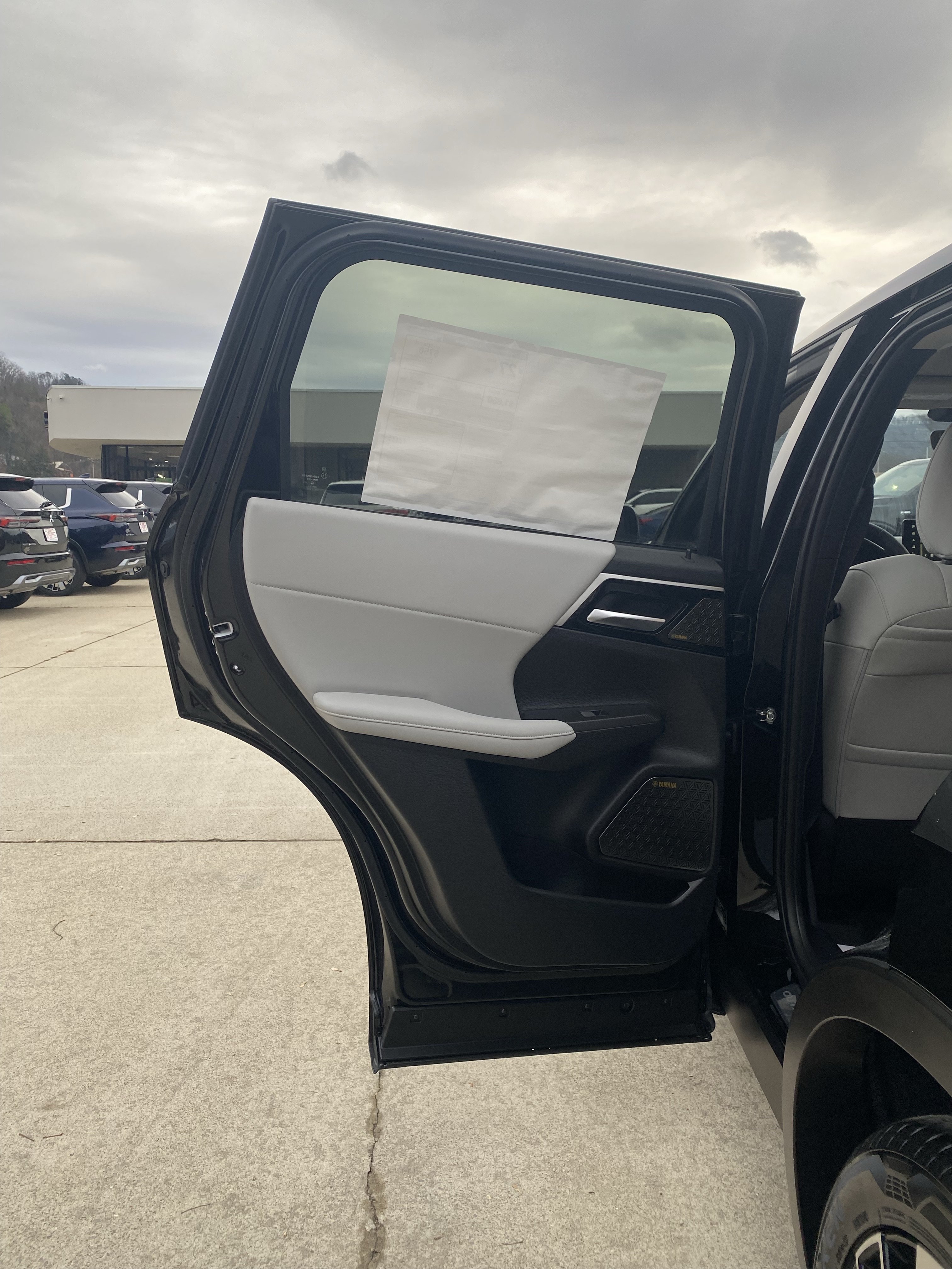 New 2026 Mitsubishi Outlander SE AWD/4WD image 18